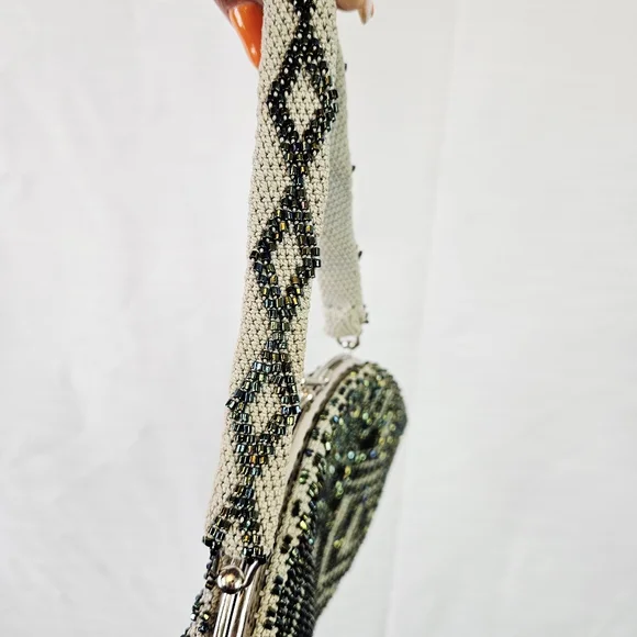 Vintage Beaded Handbag - Picture 4 of 8